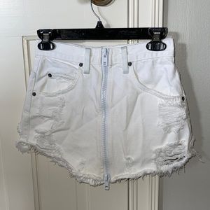 Carmar denim skirt. 30$